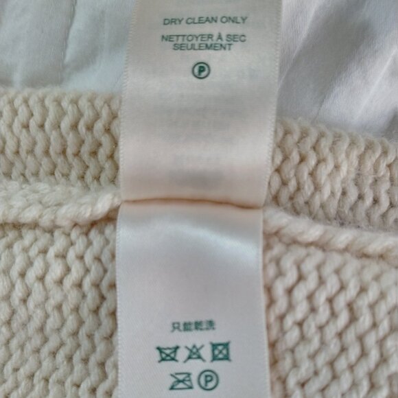 ROOTS Wool/Cashmere Blend Turtleneck Sweater - Picture 10 of 10